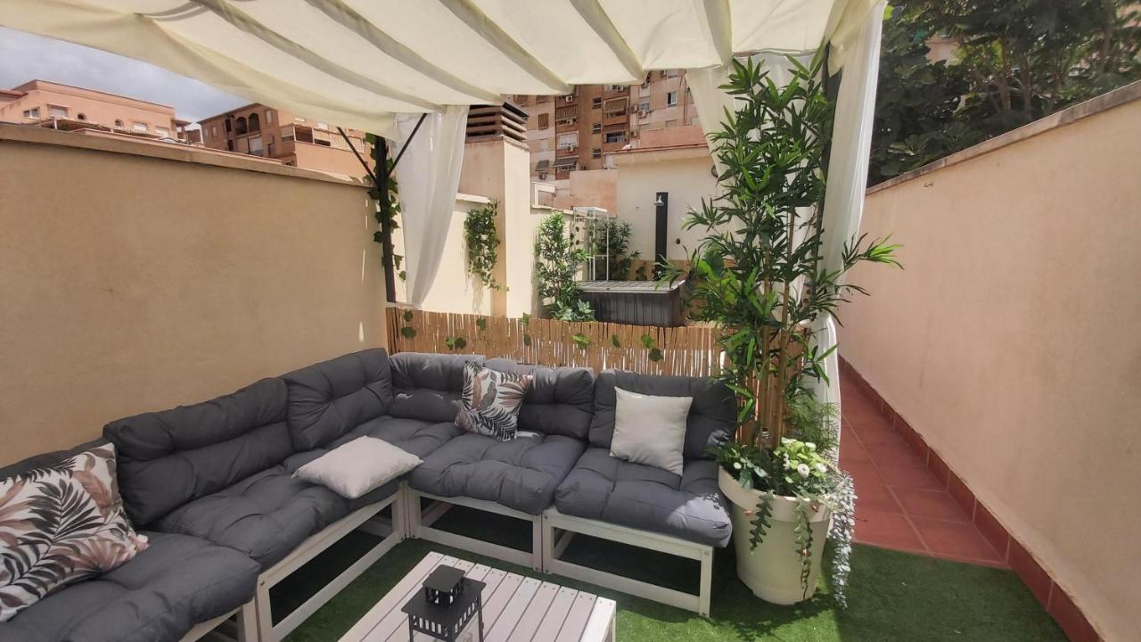 Del Parque Flats Atico Capuchinos Málaga Exterior foto