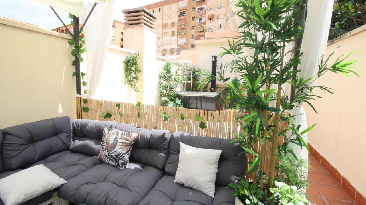 Del Parque Flats Atico Capuchinos Málaga Exterior foto